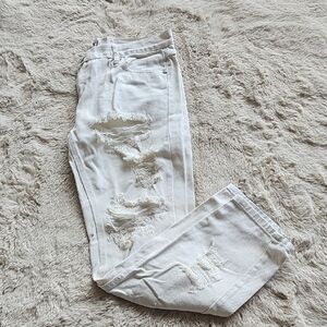 White Boyfriend Jeans with Distressed Details